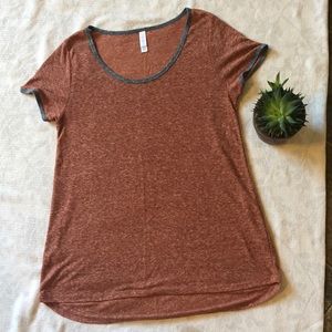 🍁3/$25🍁 Lularoe Classic Tee - Brick Red speckled